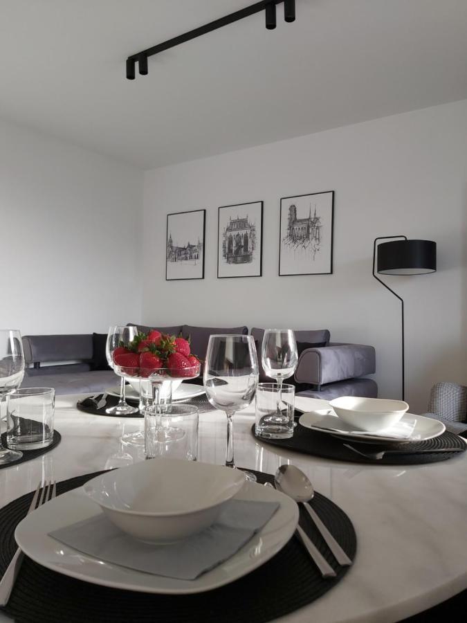 Apartament 150 Zaspa Vvita Z Prywatnym Ogrodem I Tarasem Gdańsk Exteriör bild