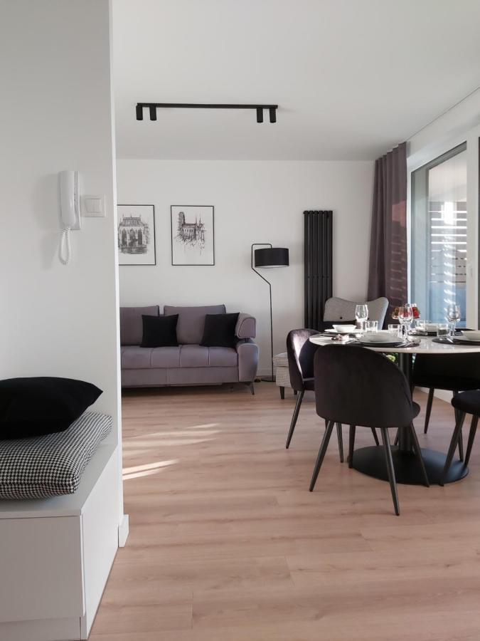 Apartament 150 Zaspa Vvita Z Prywatnym Ogrodem I Tarasem Gdańsk Exteriör bild